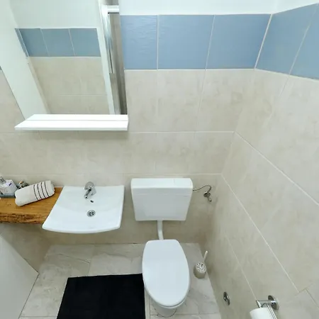 Casa vacanze 4 Bedroom Amazing In *