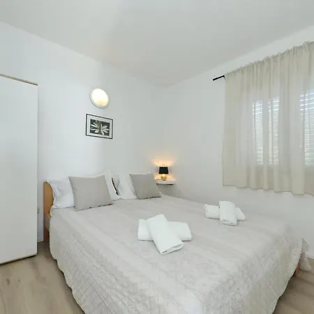 4 Bedroom Amazing In *